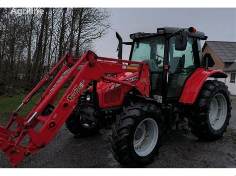 Elad Massey Ferguson En Ejers Traktor Med Fin Frontl Sser P