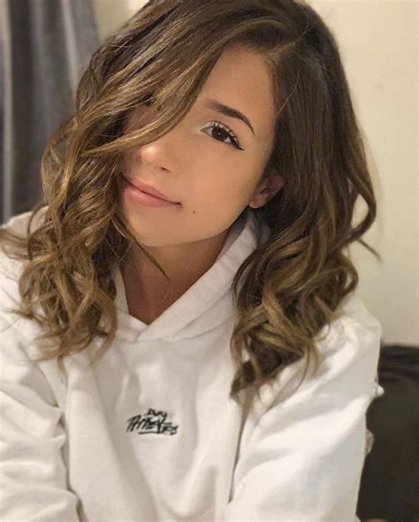 Pokimane On Instagram Cozy In Canada ☺️ ” Celebrities Female