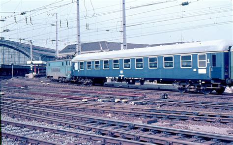 On Saturday 15 April 1978 SNCB 1605 arrives Köln Hbf with Flickr