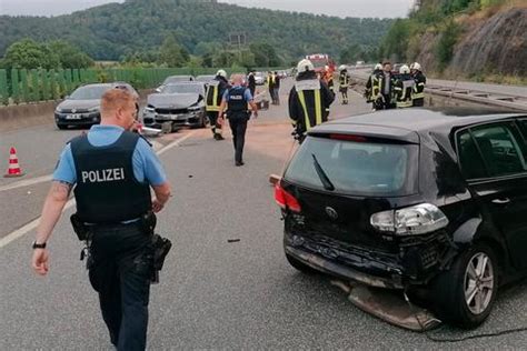 Ein Verletzter Nach Unfall Zwischen Herborn Und Dillenburg