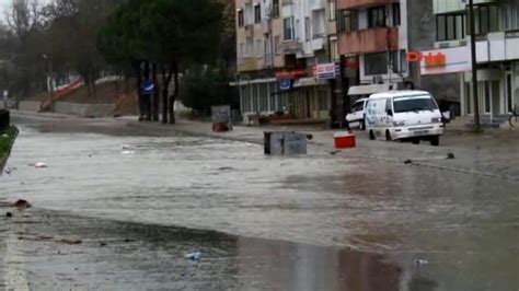 Çamur Denizin Rengini Değiştirdi Son Dakika