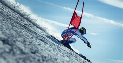 What are the disciplines in alpine ski racing? | Salomon