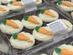 Costco Carrot Cake Cupcakes (Calories and Taste Test!) - Shop Cook Love