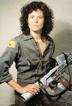 Alien sigourney weaver