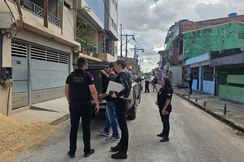 Homem Preso Suspeito De Usufruir De Benef Cios Sociais De Idosas Do