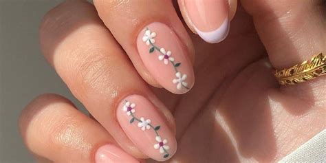 Uñas De Graduación Diseños De Manicura Sencilla Para Lucir Este Día Tan Especial Todo Para Ellas