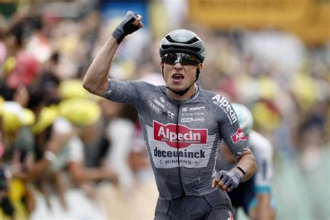 Jasper Philipsen S Impose Au Sprint Sur La E Tape Du Tour De France