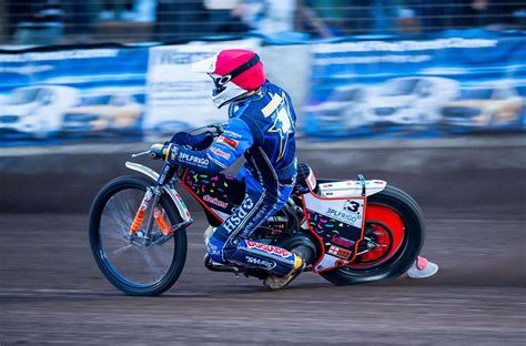 Kings Lynn Stars Pick Up Point In Dramatic Clash With Ipswich Witches