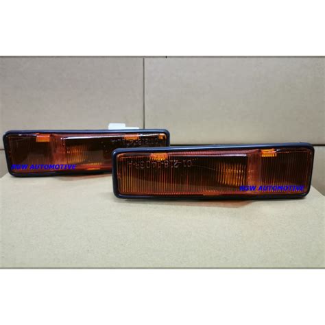 Suzuki Vitara Escudo Se Year Fender Signal Light Lamp