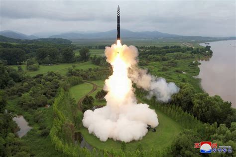 Coreia Do Norte Diz Completar Teste De M Ssil Que Pode Atingir Eua