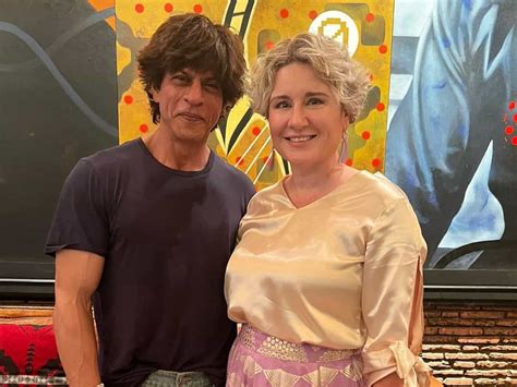 Canadian Consul General Impressed With Shah Rukh Khan S Charm