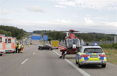 Schwerer Unfall auf A8 sorgt für Vollsperrung zwischen Pforzheim Süd