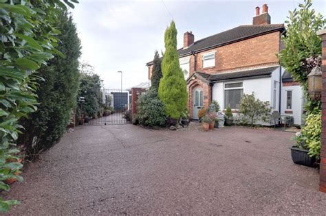 3 Bed Semi Detached House For Sale In Walsall Road Great Wyrley