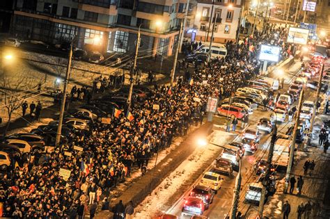 Foto Video Cel Mai Mare Protest De La Revolu Ie Ncoace Peste