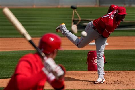 Hunter Greene named Cincinnati Reds' 2023 Opening Day starter