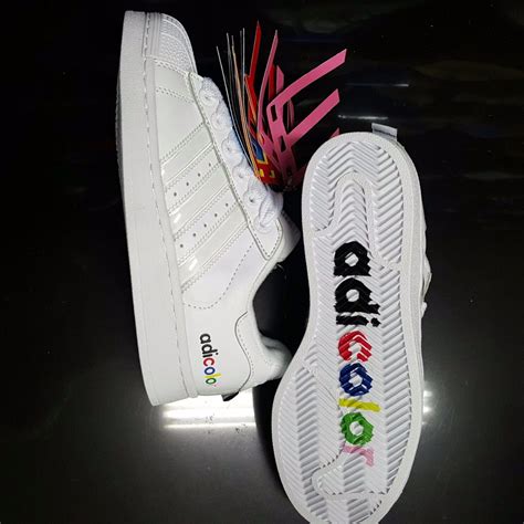 Venta Adidas Superstar Que Cambian De Color En Stock