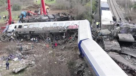 Greece Train Crash 36 Dead 85 Injured As Two Trains Collide In Larissa Au