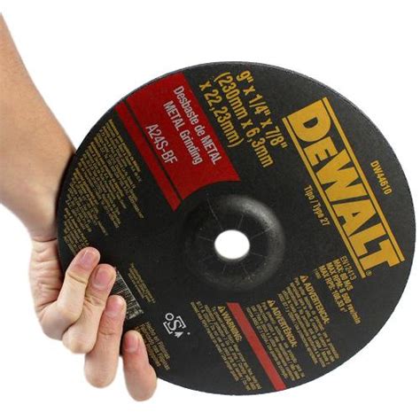 Disco De Desbaste Para Metal De 9 Pol Dewalt Dw44610 em Promoção na