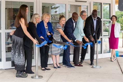 Bull Run Library Reopens With New Look And Modern Technologies