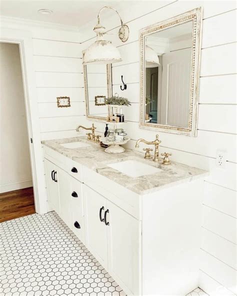 White Horizontal Shiplap Bathroom Walls Soul Lane