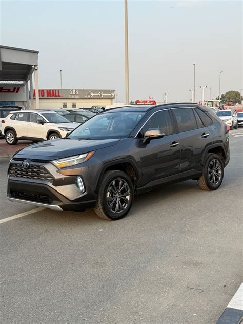 Used Toyota RAV4 RAV4 Limited Hybrid 4x4 2024 for sale in Dubai - 934596
