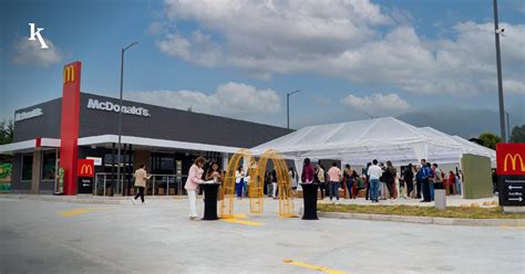 Mcdonalds Inaugura Su Primer Restaurante En Quito Ekosnegocios