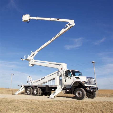 Bucket Trucks Everything You Need To Know About Aerial Work Platforms