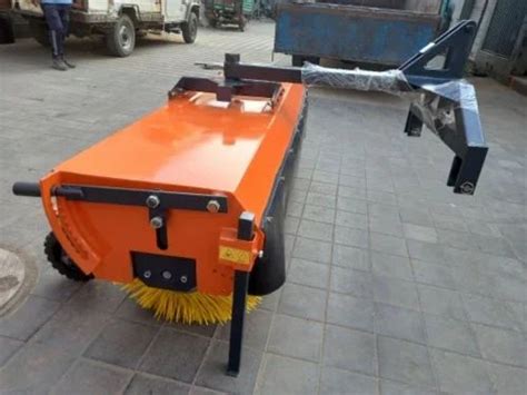 Tractor Mounted Hydraulic Road Sweeper Watt At Rs In Ahmedabad