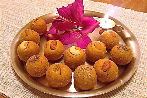 Besan Laddu The Gram Lentil Flour Sweets Best Of India Gourmet