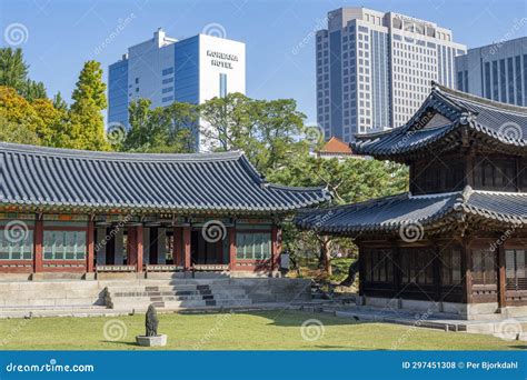 Imperial Buildings Deoksugung Palace Seoul Editorial Stock Photo ...