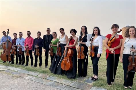 Cuerdas Y Casta Uelas Para El Nuevo Disco De La Camerata Cl Sica De