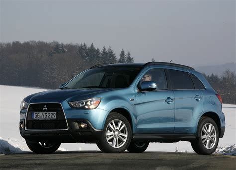 ROAD STAR CAR Mitsubishi ASX 2011