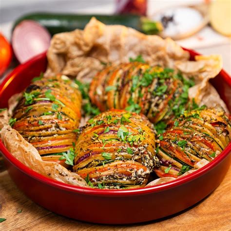 Pieczone Ziemniaki Hasselback Z Warzywami