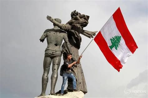 At Beirut exhibit, Lebanese explore their capital's past