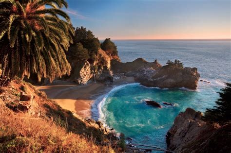 22 Best Places To Visit In March In The USA Spring Tips