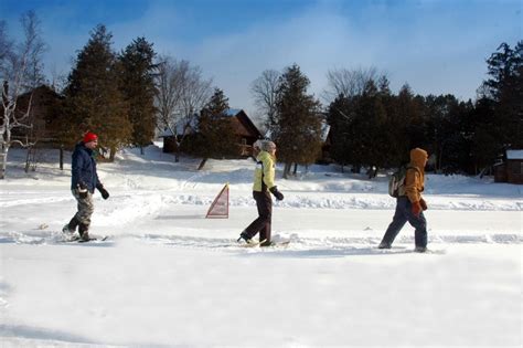 Muskoka Resorts Winter - Cedar Grove Lodge Cottage Rentals