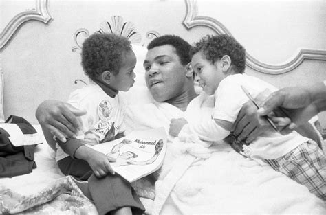 7 Ans Après Sa Mort La Fille De Muhammad Ali Fait Une énorme Annonce