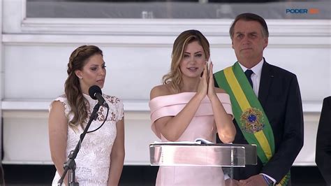 Discurso Em Libras De Michelle Bolsonaro Youtube