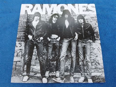 THE RAMONES First 12 SIRE Blitzkrieg Bob PUNK KLASSIKER Kaufen