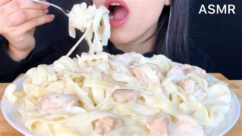 Asmr Chicken Fettucini Alfredo Mukbang Eating Sounds Youtube