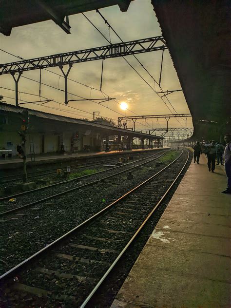 Morning Shot 📸 From Lonavala Railway Station : r/indiasocial