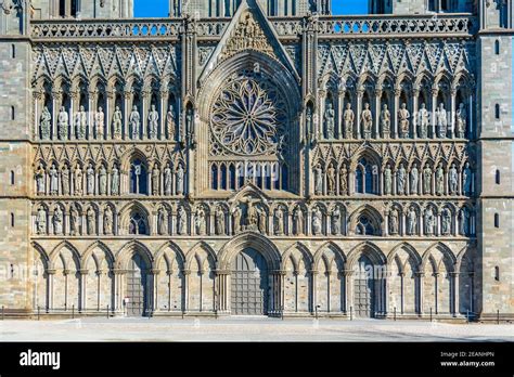 Nidaros cathedral pilgrimage hi-res stock photography and images - Alamy