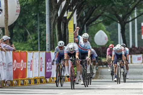 20+ Teams Race At OCBC Cycle Speedway Championships | OCBC