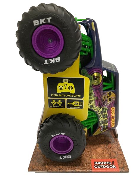 Monster Jam Grave Digger Remote Control Truck Freestyle Force 1 15