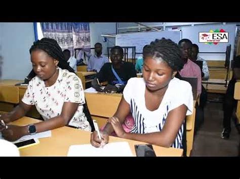 DEROULEMENT DE LA FORMATION PRATIQUE DES ETUDIANTS A L UNIVERSITE D