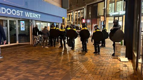 Politiek Veroordeelt Geweld Tegen Maccabi Fans In Amsterdam Koning Is