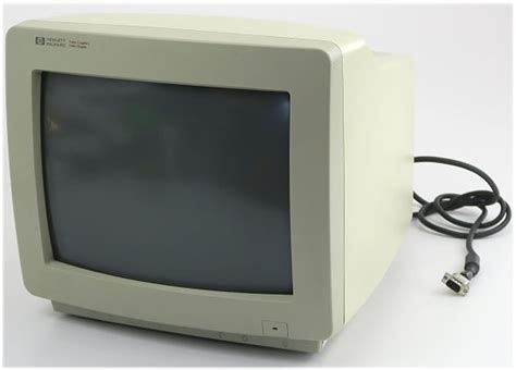 14 Hp D1182b Crt Monitor Vga D Sub 15pin B Ware Vergilbt Rarität