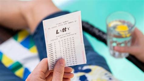 Lotto winner's 'surprising' reaction after scoring huge $1million prize ...