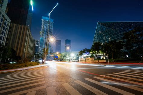 Ciudades Y Carreteras Modernas Fotografiadas En La Bulliciosa Chengdu