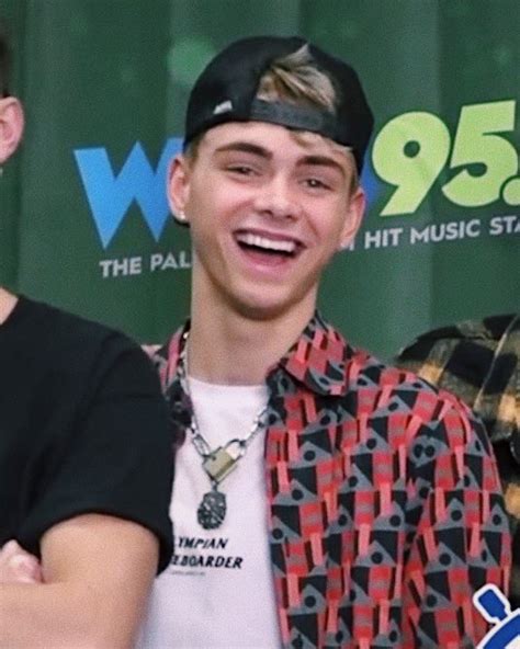 Picture Of Corbyn Besson In General Pictures Corbyn Besson 1585075751